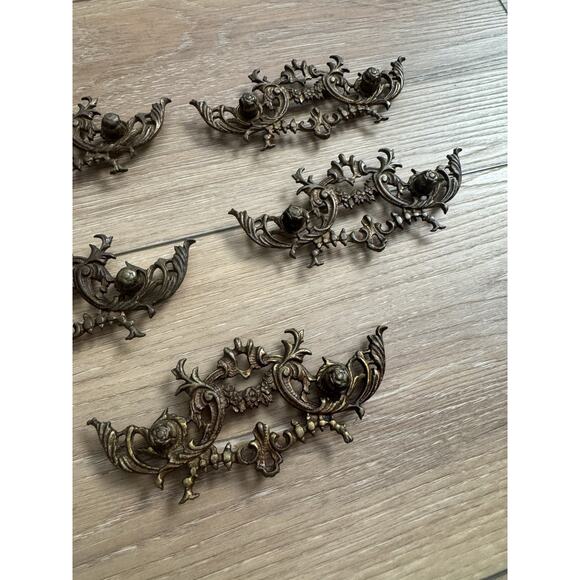5 Antique French Provencial Brass Drawer Backplates Ornate Rococo Hardware READ - Picture 3 of 9